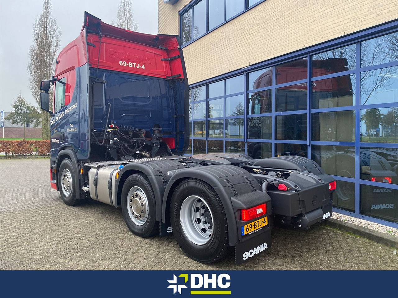 Aflevering Gebr. De Klerk Transport – DHC Zeeland